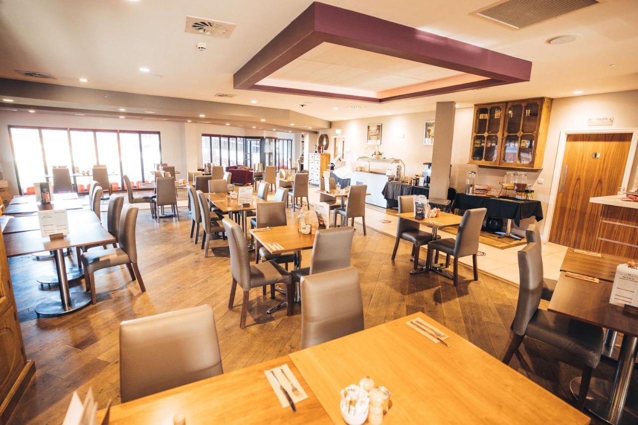 Blackpool Football Club Stadium Hotel, A Member Of Radisson Individuals Extérieur photo