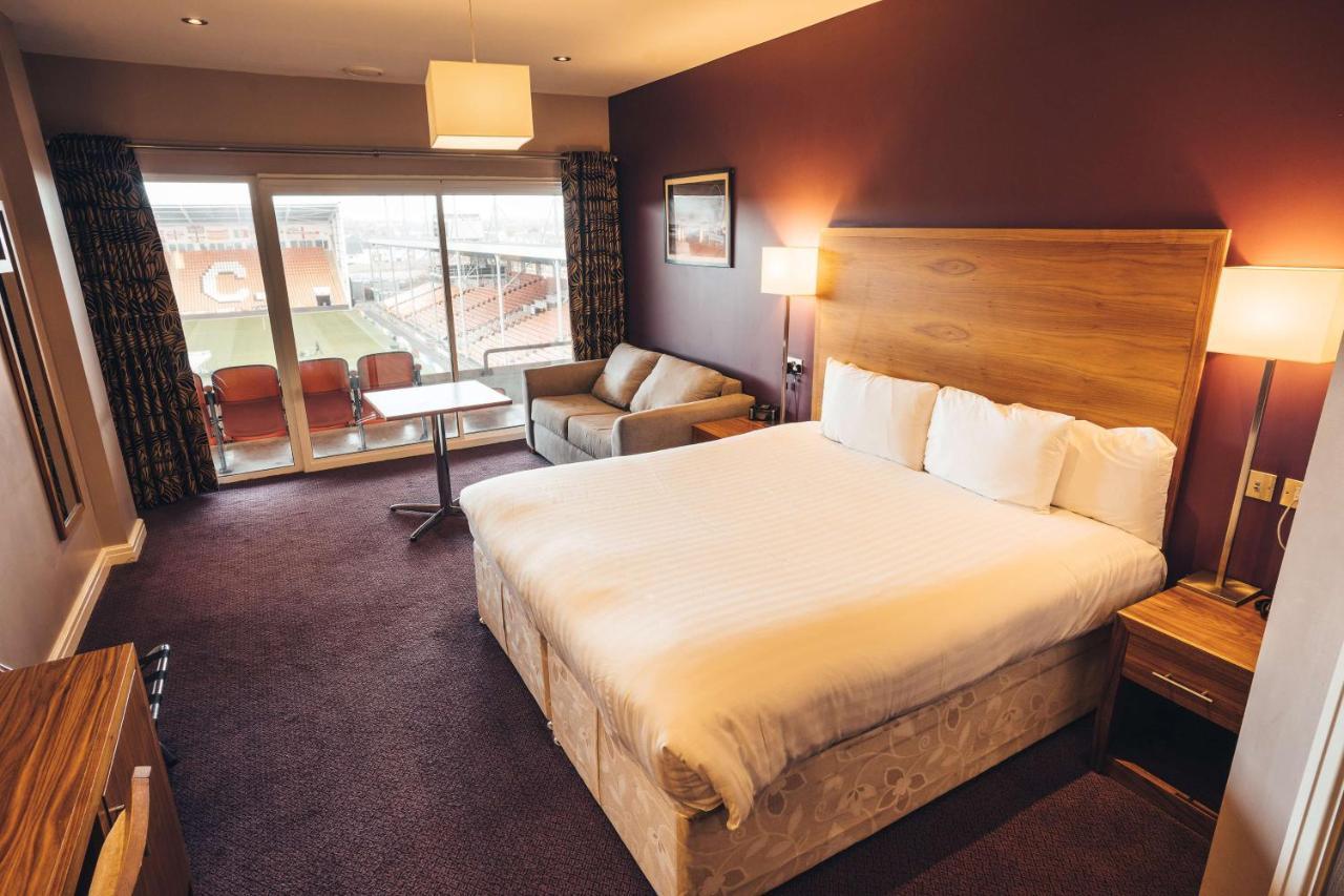 Blackpool Football Club Stadium Hotel, A Member Of Radisson Individuals Extérieur photo