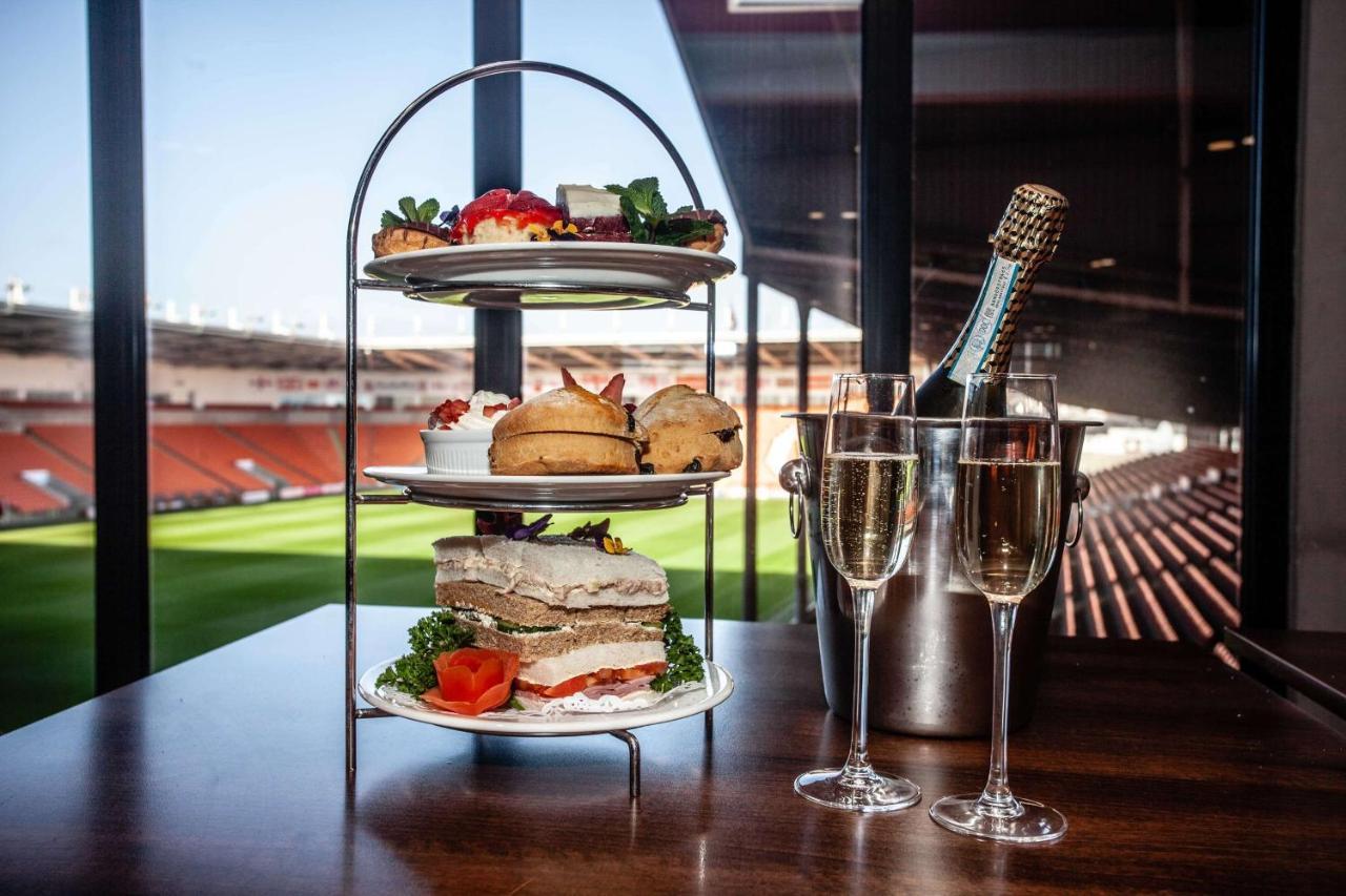 Blackpool Football Club Stadium Hotel, A Member Of Radisson Individuals Extérieur photo