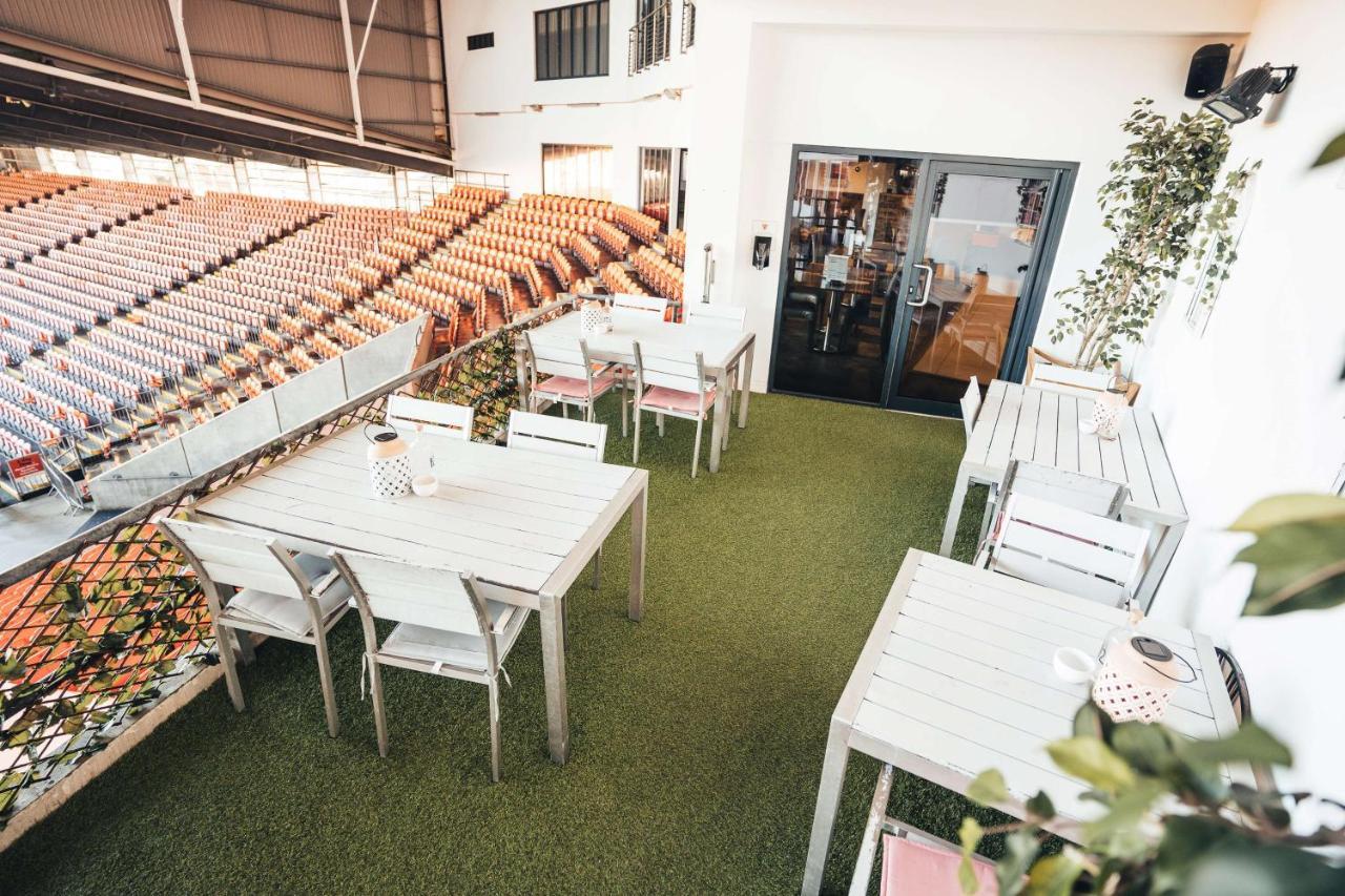Blackpool Football Club Stadium Hotel, A Member Of Radisson Individuals Extérieur photo